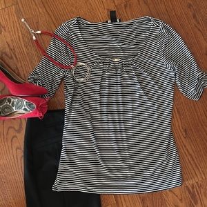 WHBM WHITE HOUSE BLACK MARKET medium top